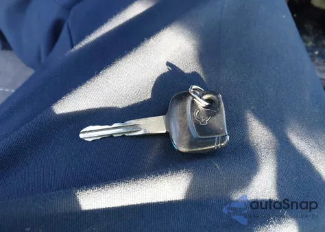 2000 Nissan Altima z USA, uszkodzony, nr VIN 1N4DL01A8YC184491